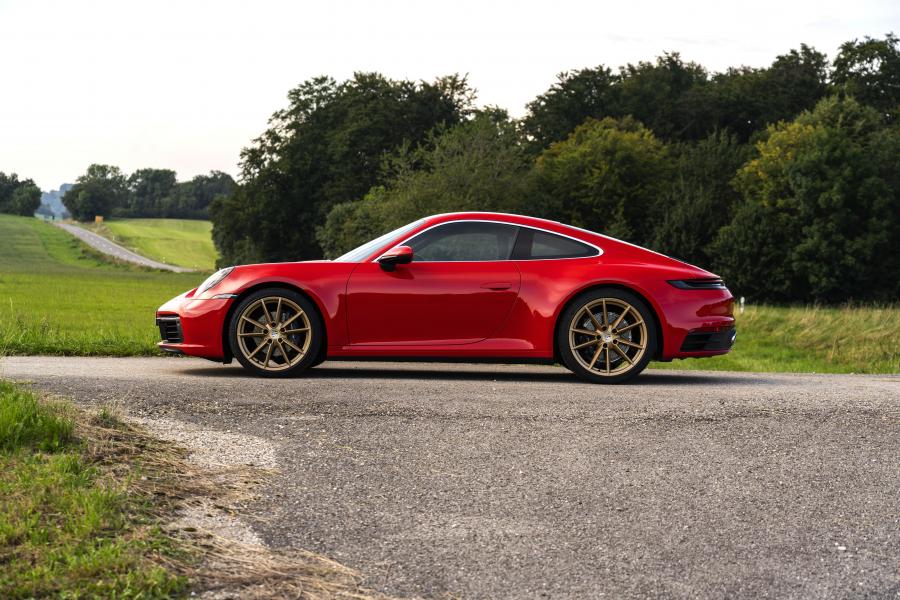  Porsche 911 Carrera (992) 2019 года  (WW) (фото 46 из 148)